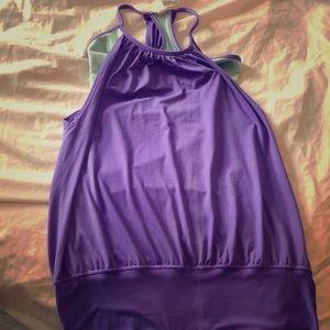 Top/sports bra combo